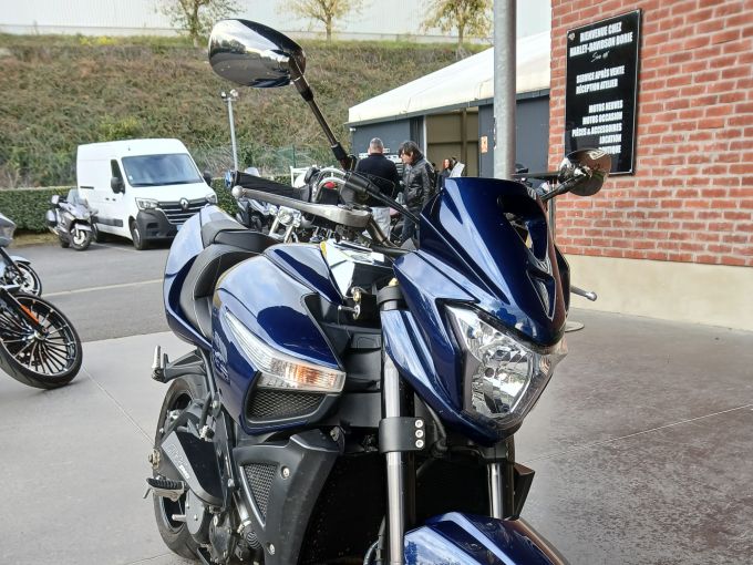 SUZUKI B-KING 4