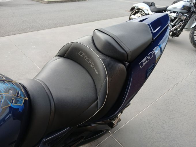 SUZUKI B-KING 4