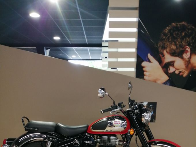 ROYAL ENFIELD CLASSIC 350 CHROME 4