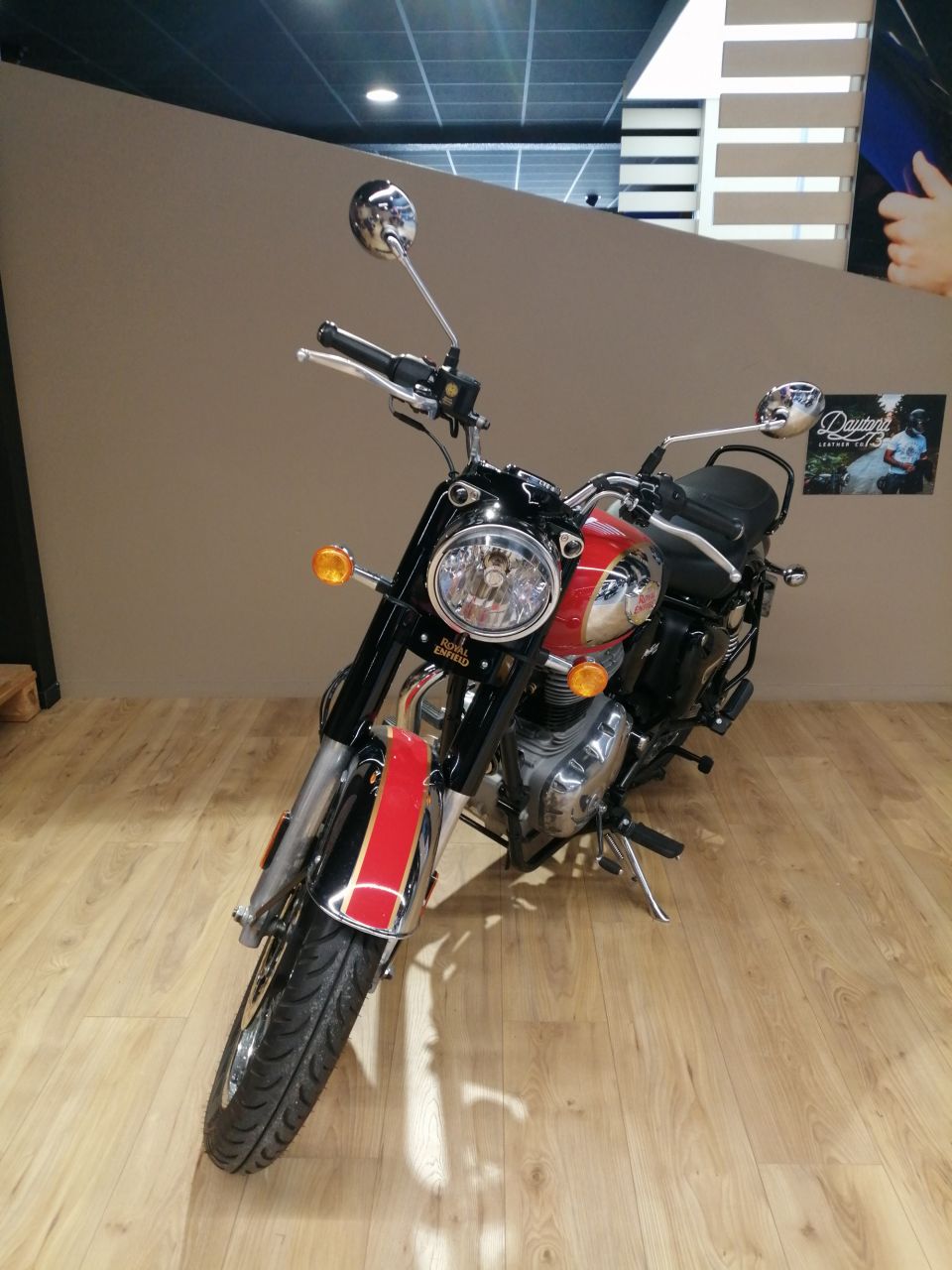 ROYAL ENFIELD CLASSIC 350 CHROME 4