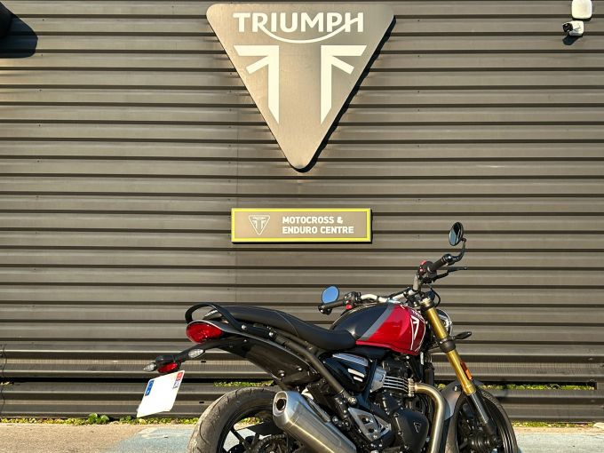 TRIUMPH SPEED 400 4