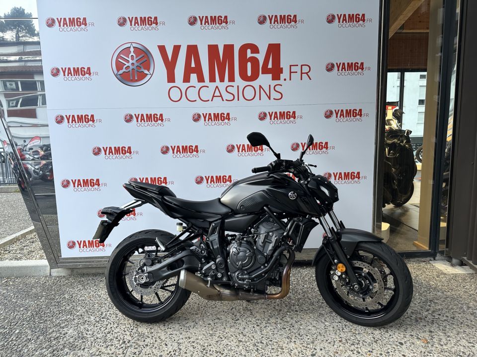 YAMAHA MT-07 (47.5CV) 4