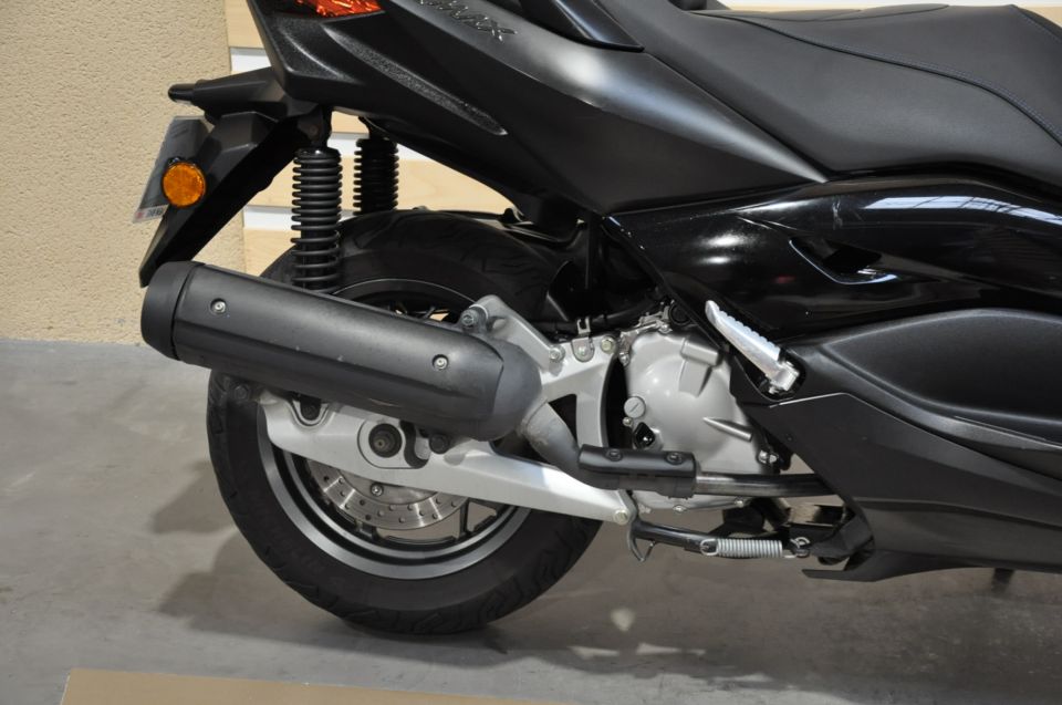 YAMAHA X-MAX 125 TECH MAX 4