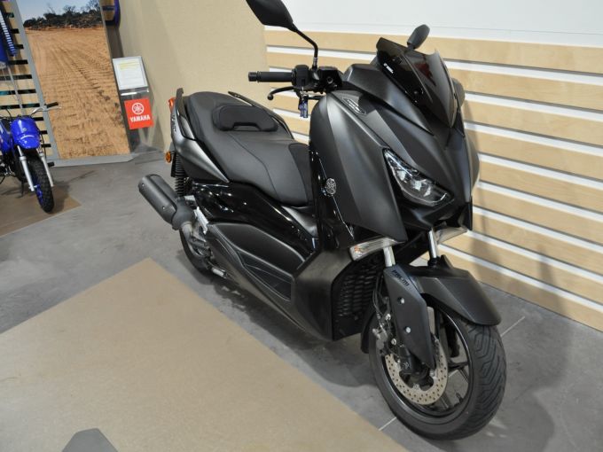 YAMAHA X-MAX 125 TECH MAX 4