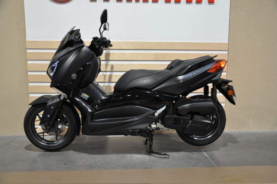 YAMAHA X-MAX 125 TECH MAX 4