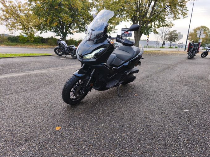 HONDA ADV 350 4