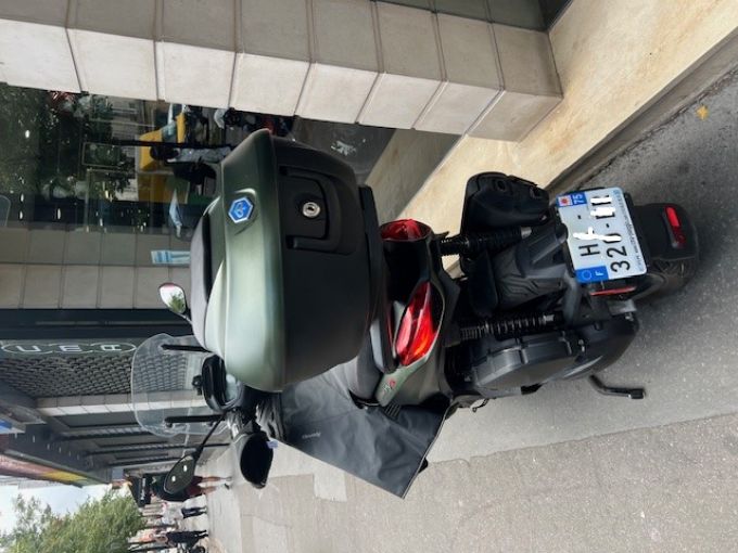 PIAGGIO BEVERLY S 400 4