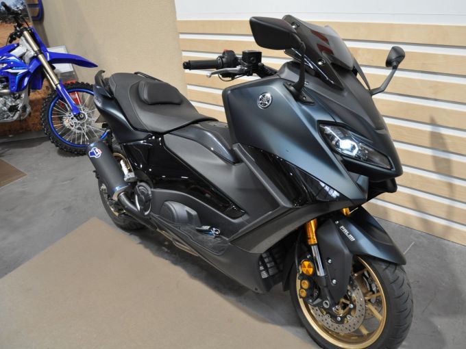 YAMAHA XP T-MAX 560 TECH MAX 4