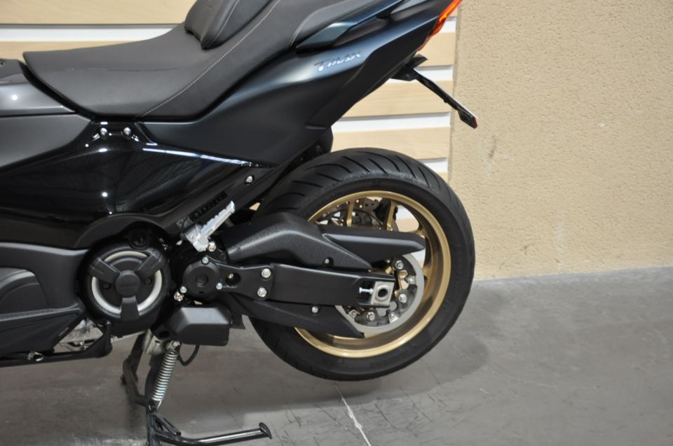 YAMAHA XP T-MAX 560 TECH MAX 4