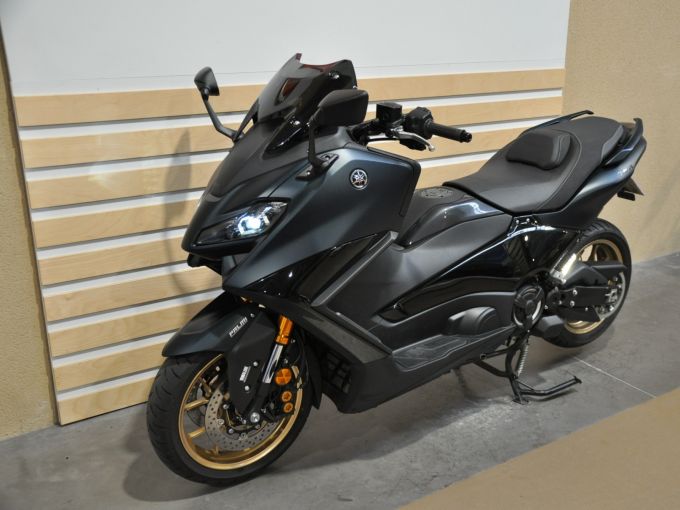 YAMAHA XP T-MAX 560 TECH MAX 4