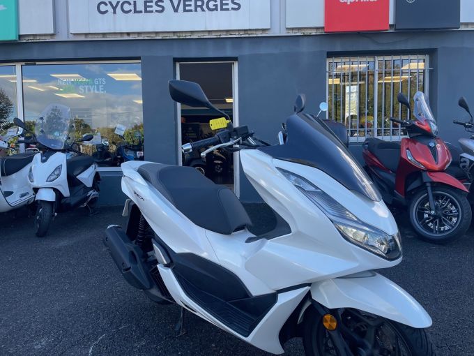 HONDA PCX 125 4