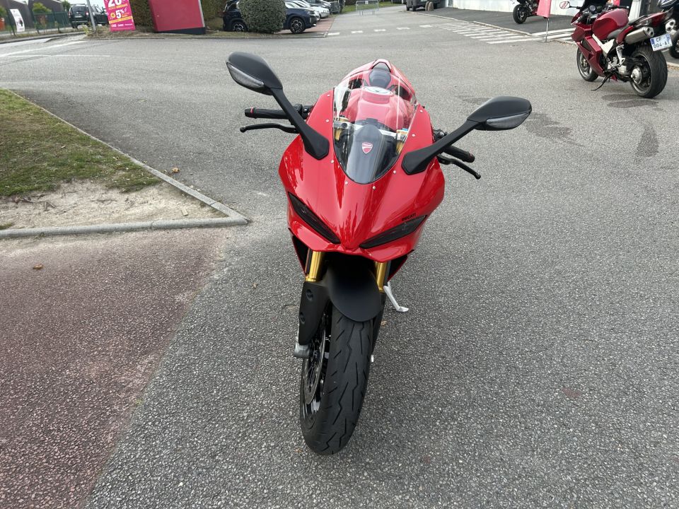 DUCATI PANIGALE V2 4