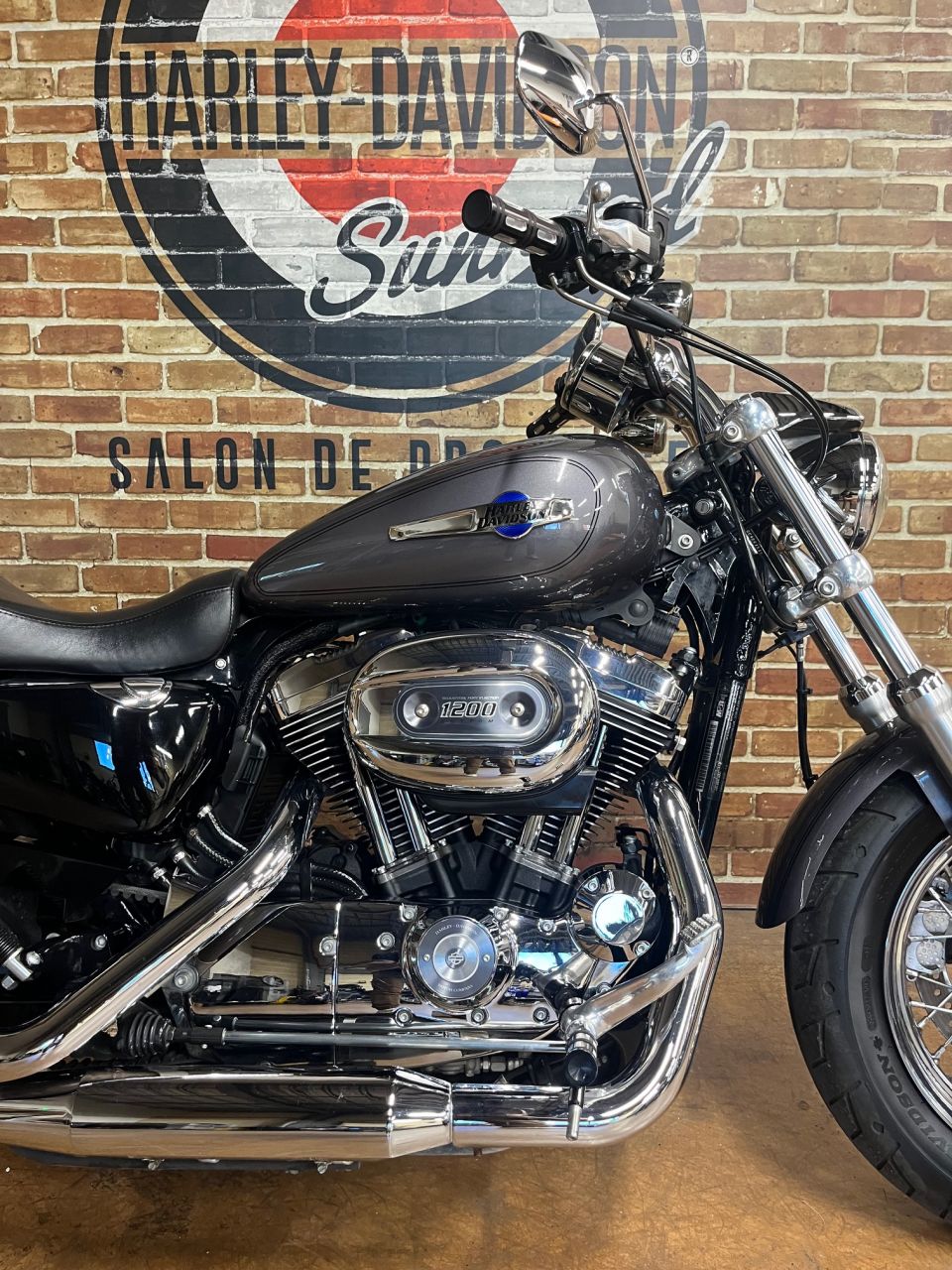 HARLEY-DAVIDSON SPORTSTER CUSTOM 1200 4