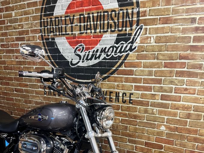 HARLEY-DAVIDSON SPORTSTER CUSTOM 1200 4