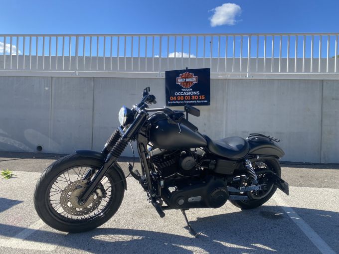 HARLEY-DAVIDSON DYNA STREET BOB 1584 4