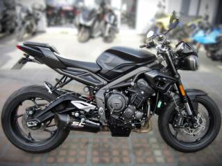 TRIUMPH STREET TRIPLE 765 R - 2022