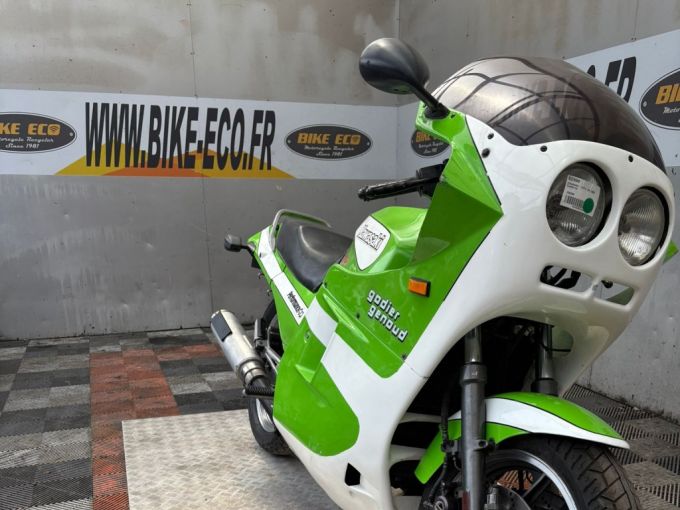 KAWASAKI GPZ 4