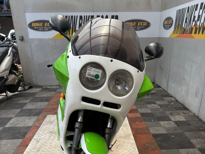KAWASAKI GPZ 4