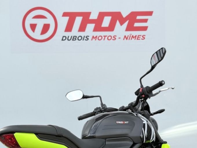 TRIUMPH TRIDENT 660 4