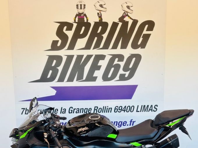 KAWASAKI ZX-6R 636 4