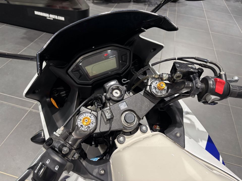 HONDA CBR 500 R 4