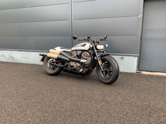 HARLEY-DAVIDSON SPORTSTER 1250 S 4