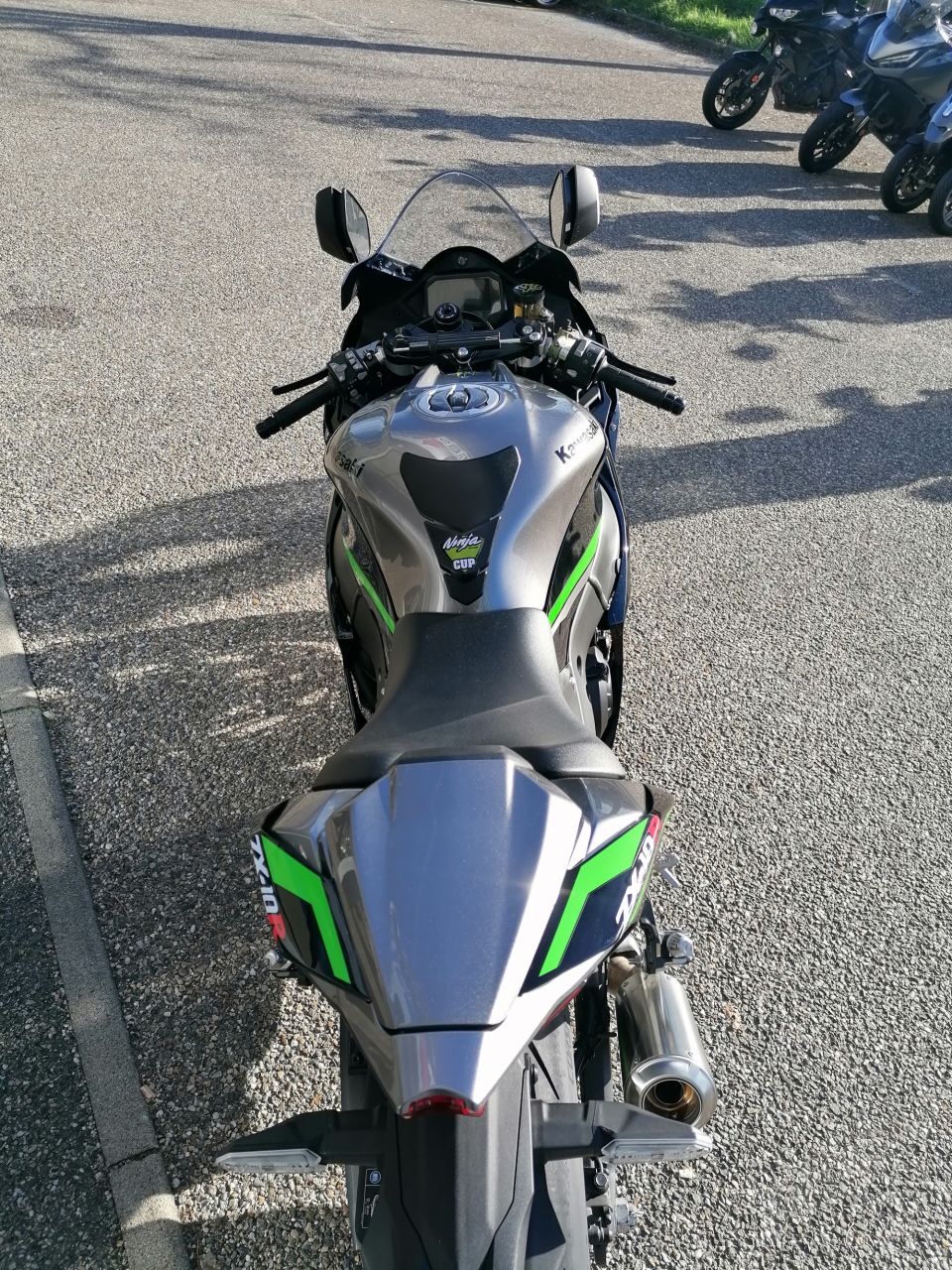 KAWASAKI ZX-10R 4