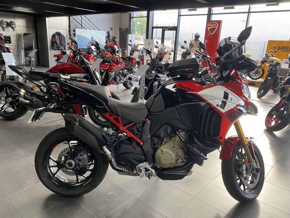 DUCATI MULTISTRADA PIK 4