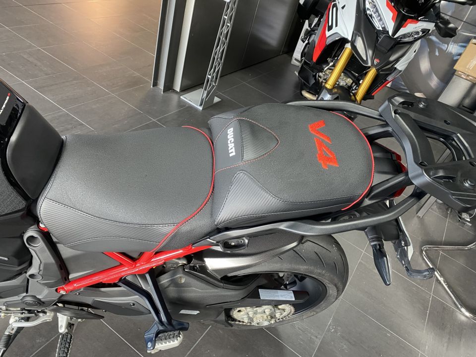 DUCATI MULTISTRADA PIK 4