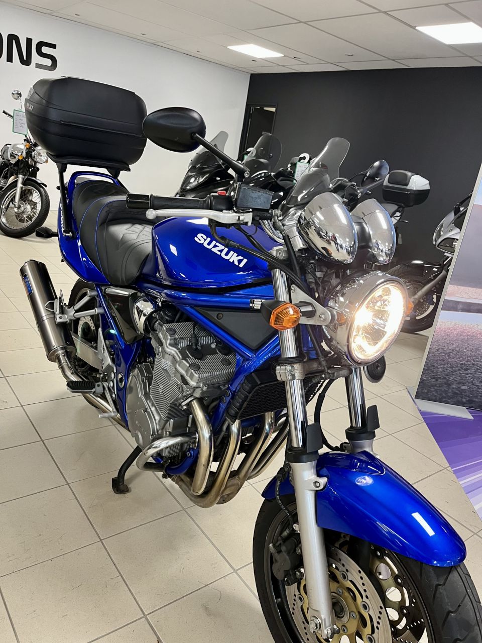 SUZUKI GSF 600 BANDIT 4