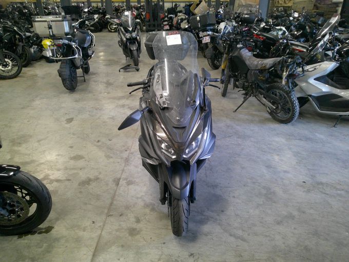 KYMCO AK 550 4
