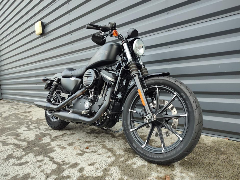 HARLEY-DAVIDSON SPORTSTER IRON 883 ABS 4