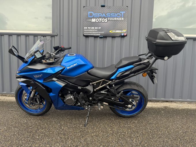 SUZUKI GSX-S 1000 GT 4