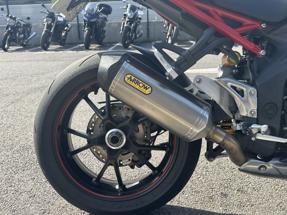 TRIUMPH SPEED TRIPLE 1050 R 4