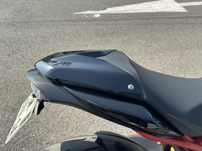 TRIUMPH SPEED TRIPLE 1050 R 4