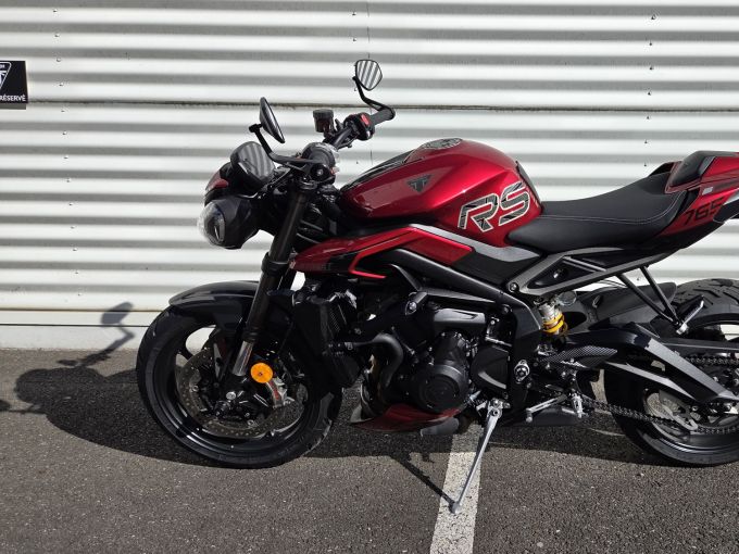 TRIUMPH STREET TRIPLE 765 RS 4