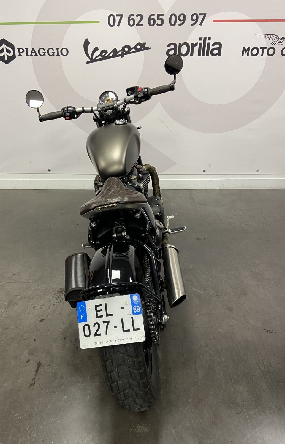 TRIUMPH Bonneville Bobber 1200 4