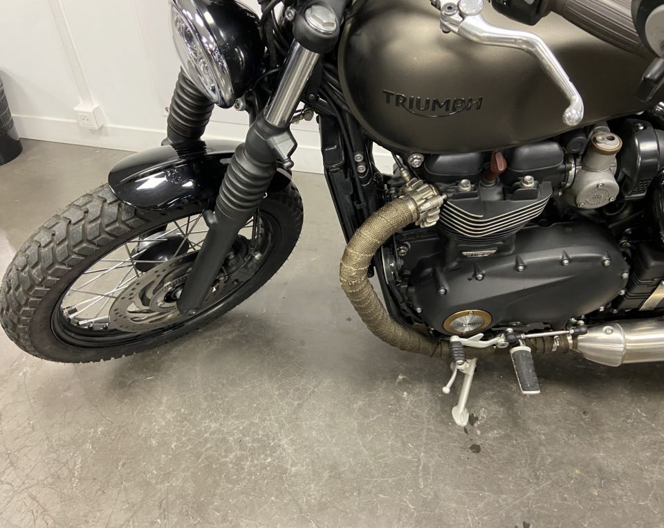 TRIUMPH Bonneville Bobber 1200 4