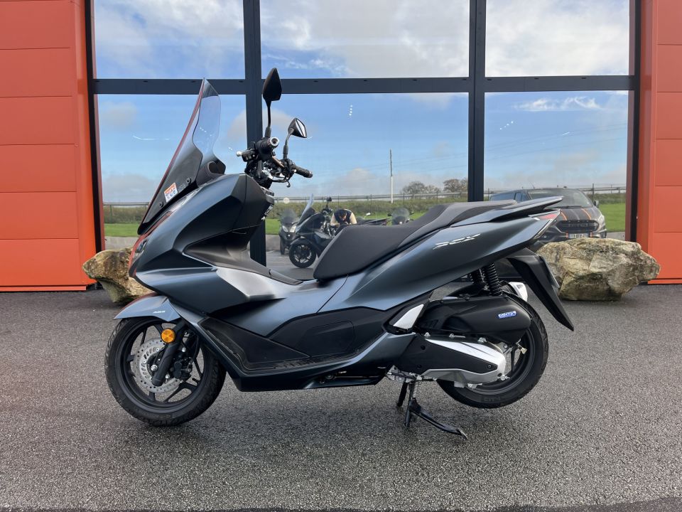 HONDA PCX 125 4