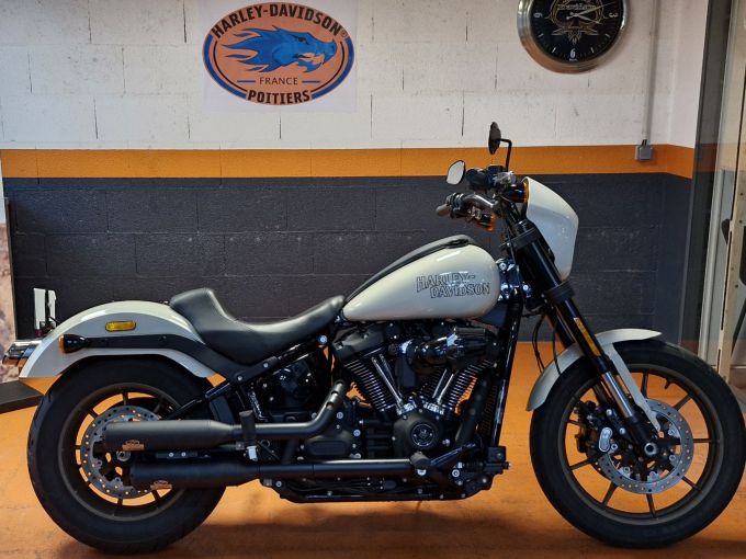 HARLEY-DAVIDSON SOFTAIL LOW RIDER 1923 S 4