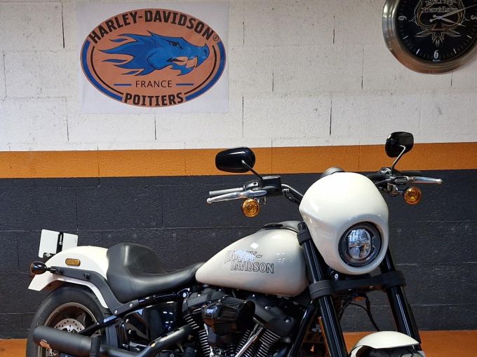 HARLEY-DAVIDSON SOFTAIL LOW RIDER 1923 S 4