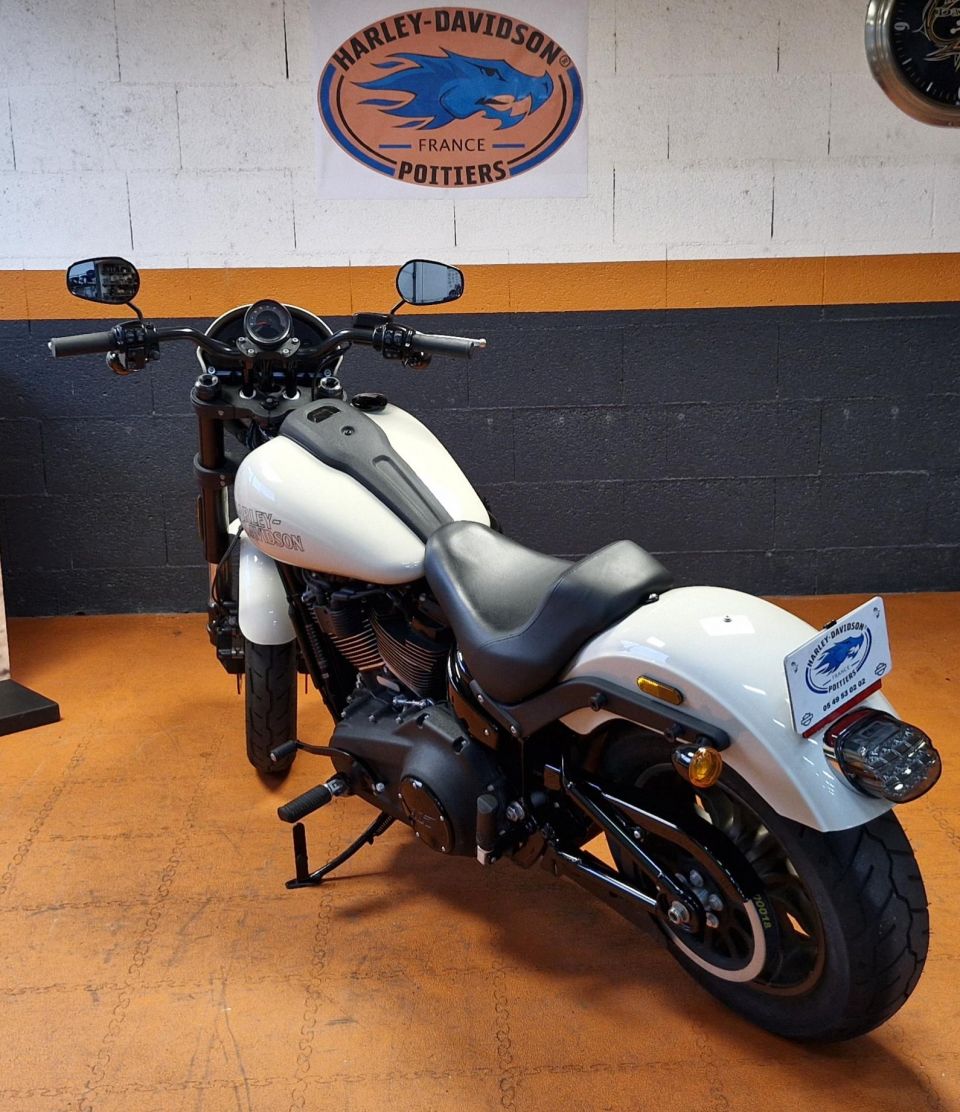 HARLEY-DAVIDSON SOFTAIL LOW RIDER 1923 S 4