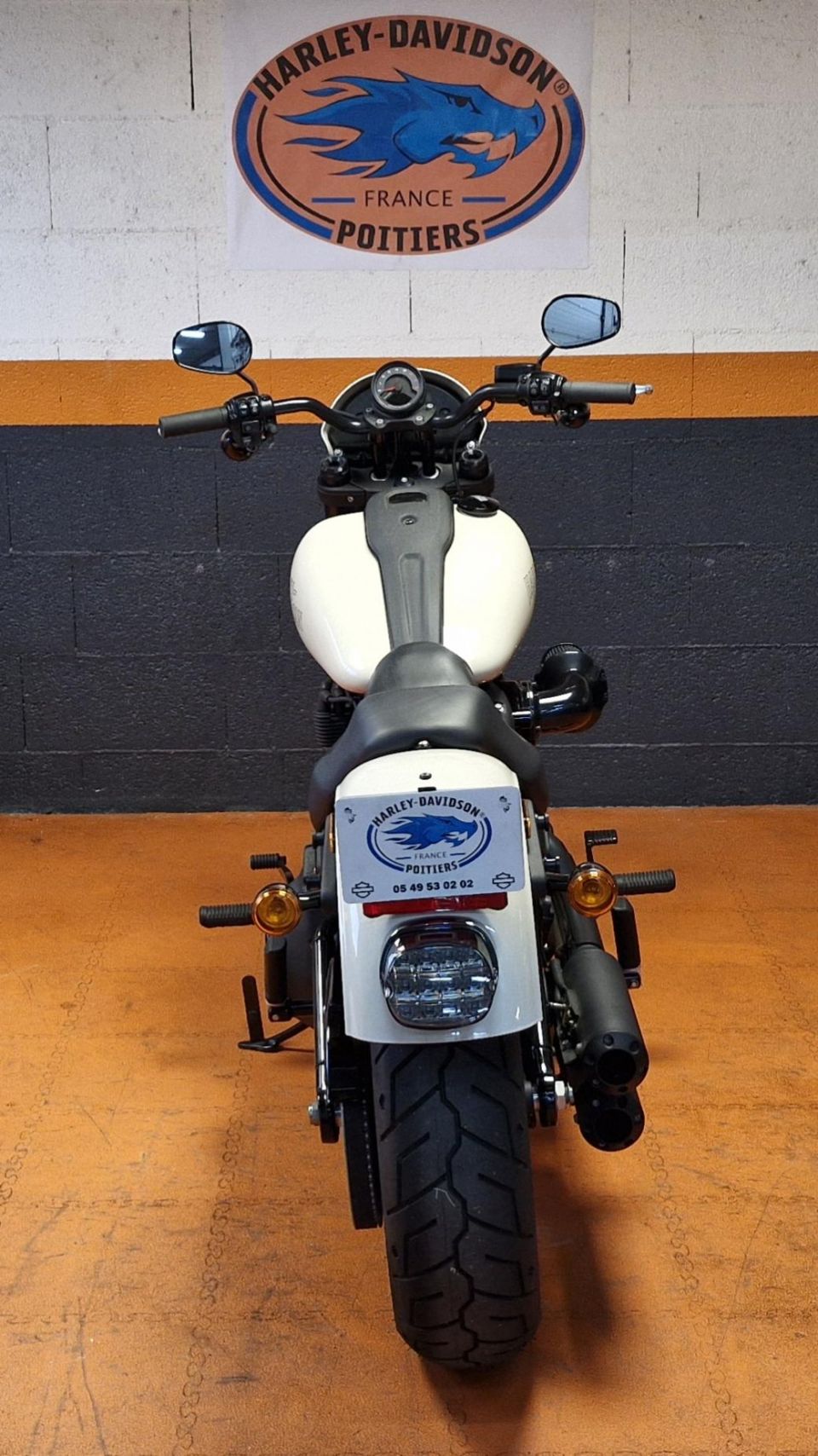 HARLEY-DAVIDSON SOFTAIL LOW RIDER 1923 S 4