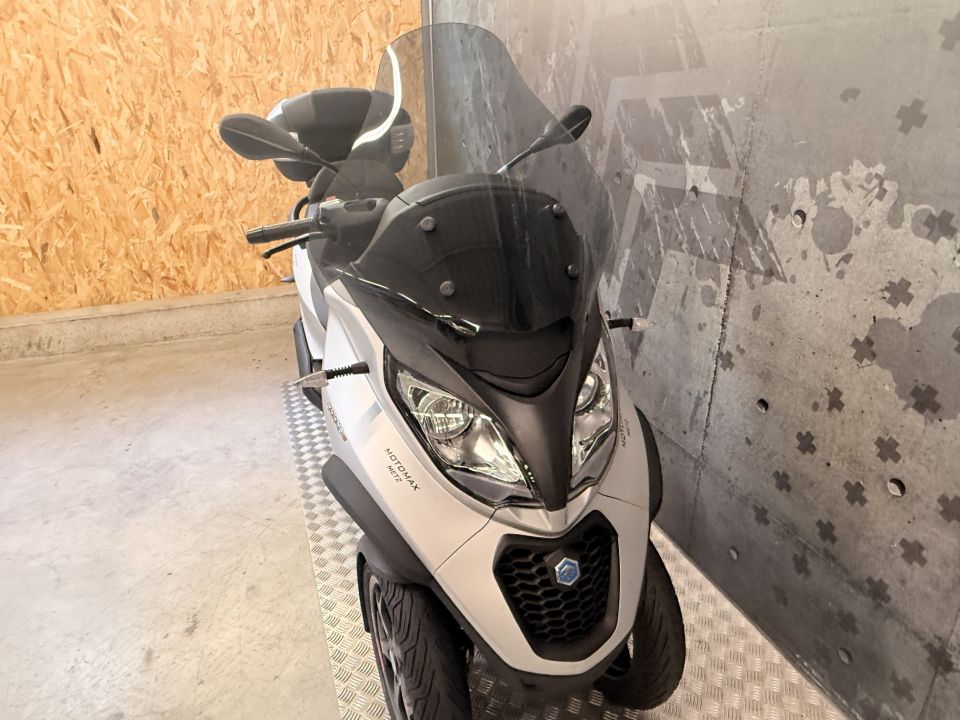 PIAGGIO MP3 500 HPE SPORT ADVANCED ABS ASR 4