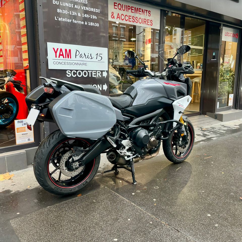 YAMAHA TRACER 900 GT 4
