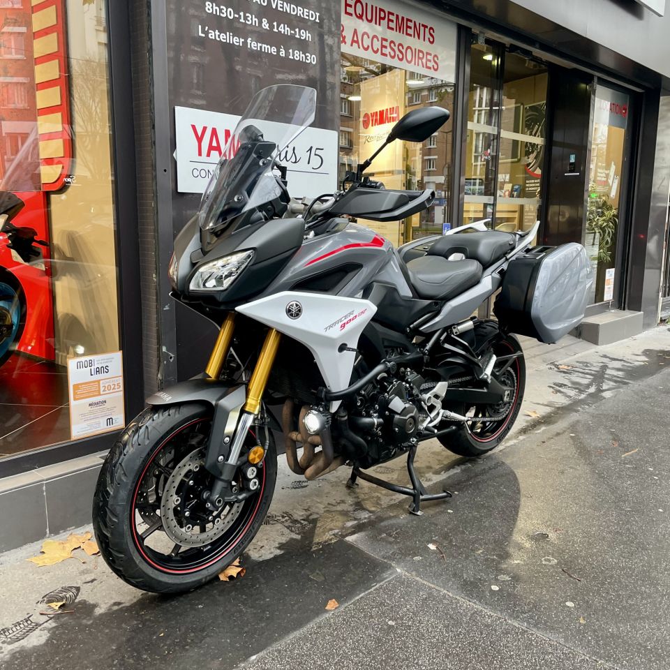 YAMAHA TRACER 900 GT 4