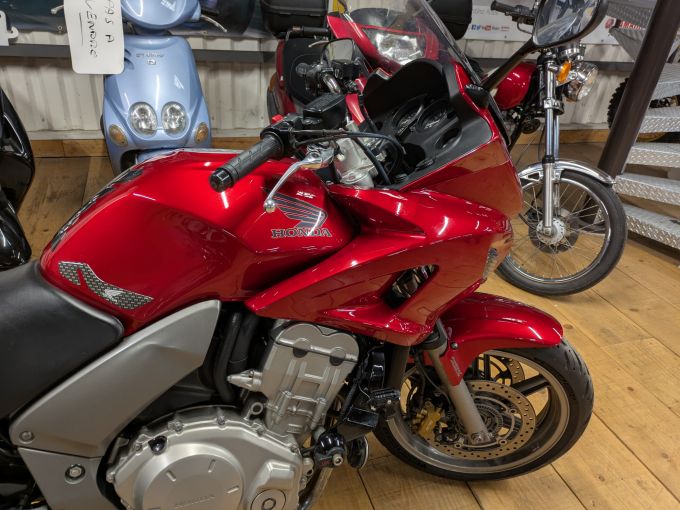 HONDA CBF 1000 ABS 4