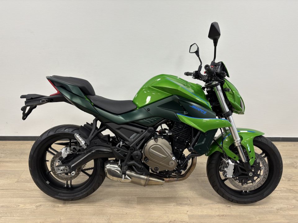 QJ MOTOR QJ MOTOR SRK 700 4