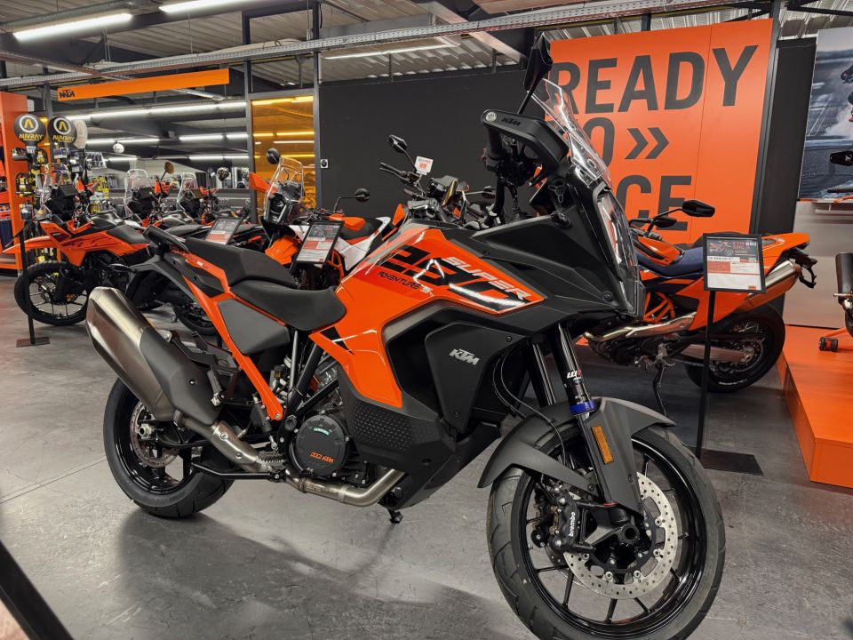 KTM 1290 SUPER ADVENTURE S 4