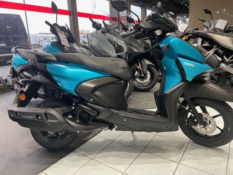 YAMAHA RayZR 125 4